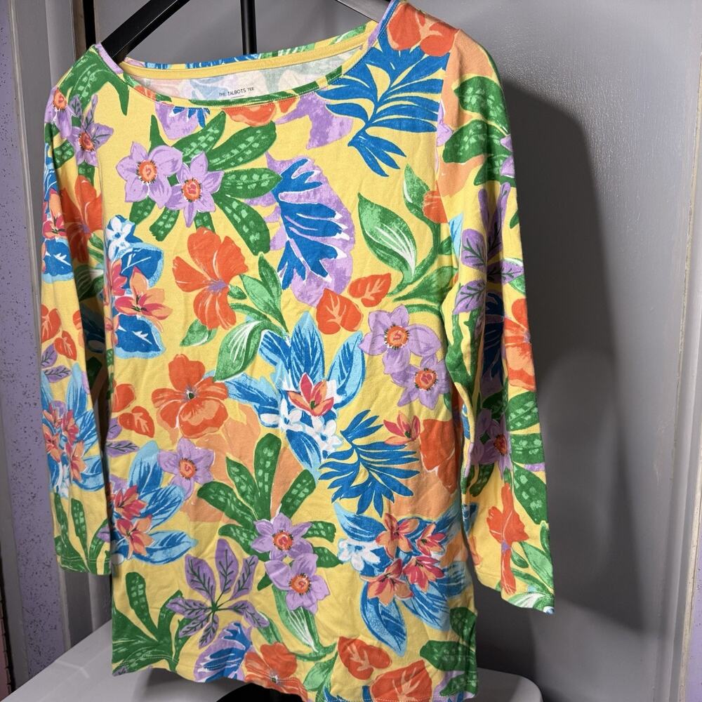 Talbots Womens Tropical Floral M Sleeve Top Flowers Travel Office Casual - Picture 3 of 6